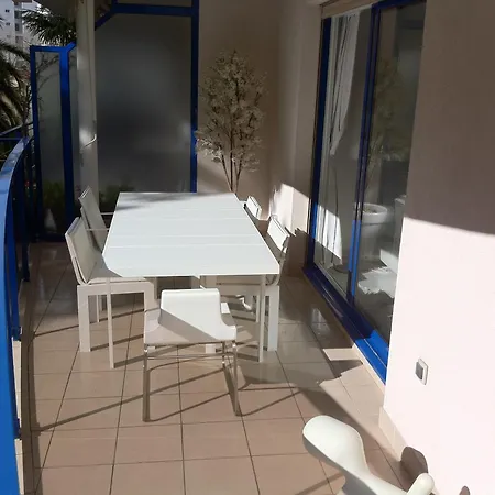 Avenue De Madrid 19 - Croisette Madrid * كان