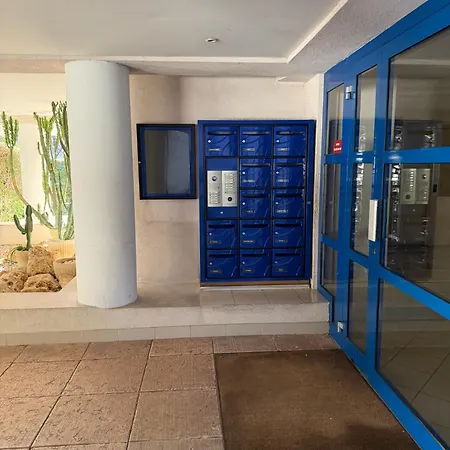 Avenue De Madrid 19 - Croisette Madrid * كان